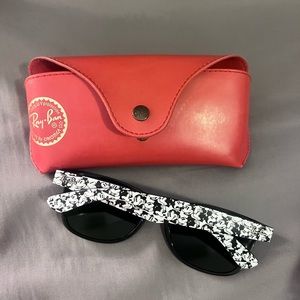 Limited edition Mickey Mouse ray-bans with red case